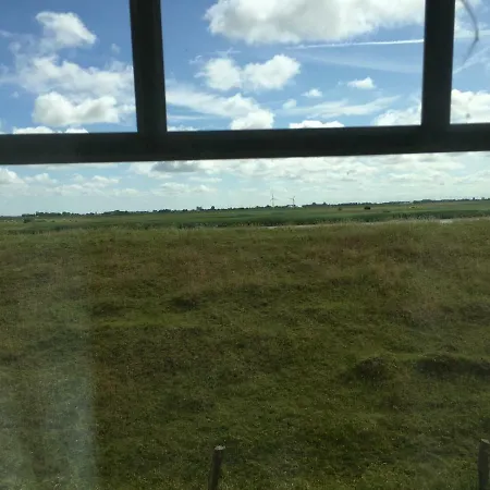 Apartment Ferienhaus-hemmerdeich An Der Eider *